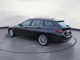 BMW 320i Touring *Navi*Kamera*LED*PDC*SHZ*DAB* - BMW 320 mit Benzin-Antrieb: Kombi, 320d