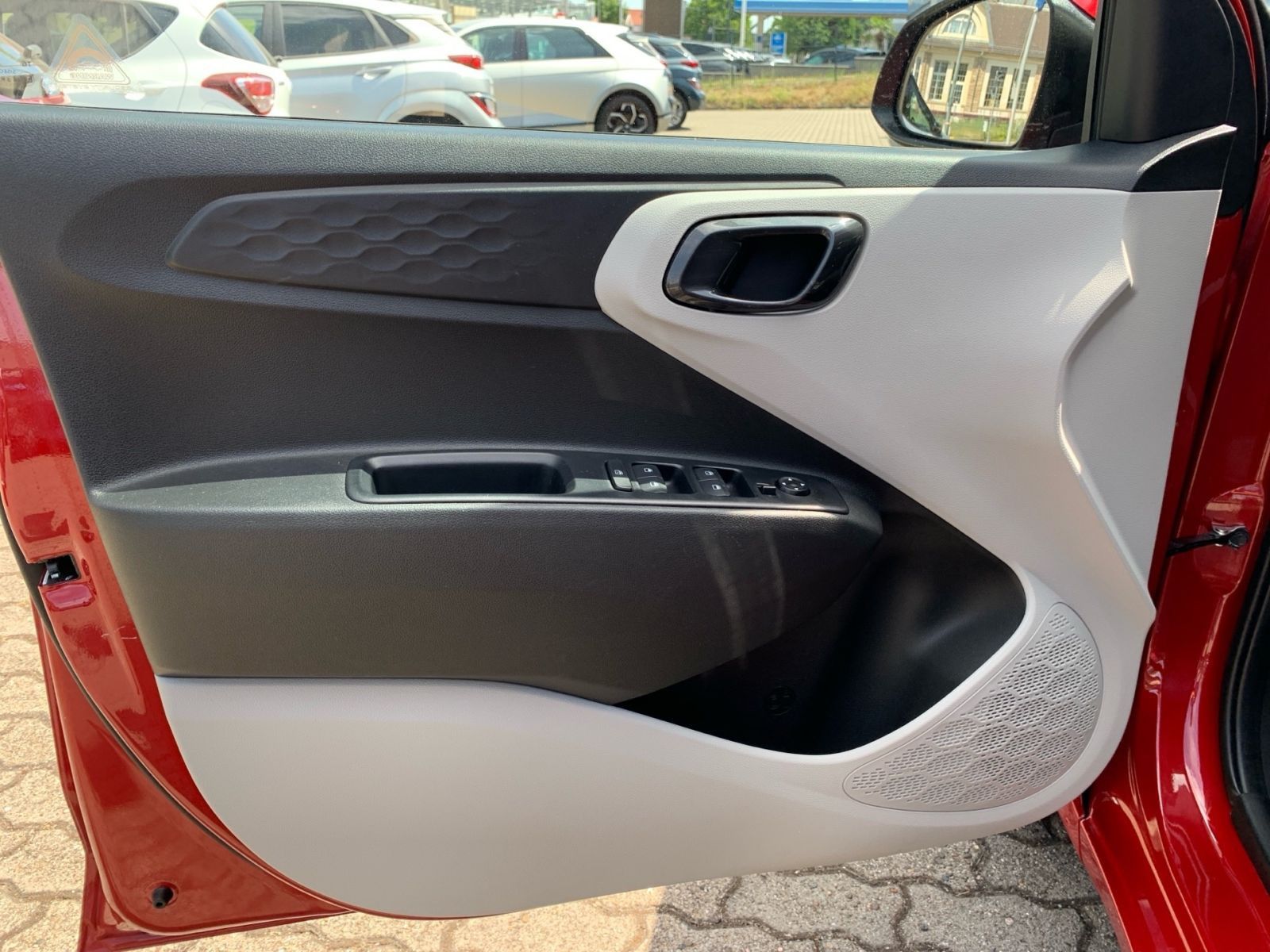 Fahrzeugabbildung Hyundai i10 1.2 Prime Navi Allwetter 1Hd