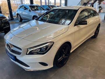 Mercedes-Benz CLA 180 Shooting Brake *NAVI*PDC*TEMPOMAT*