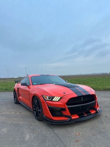 Ford Mustang V8 SHELBY GT500