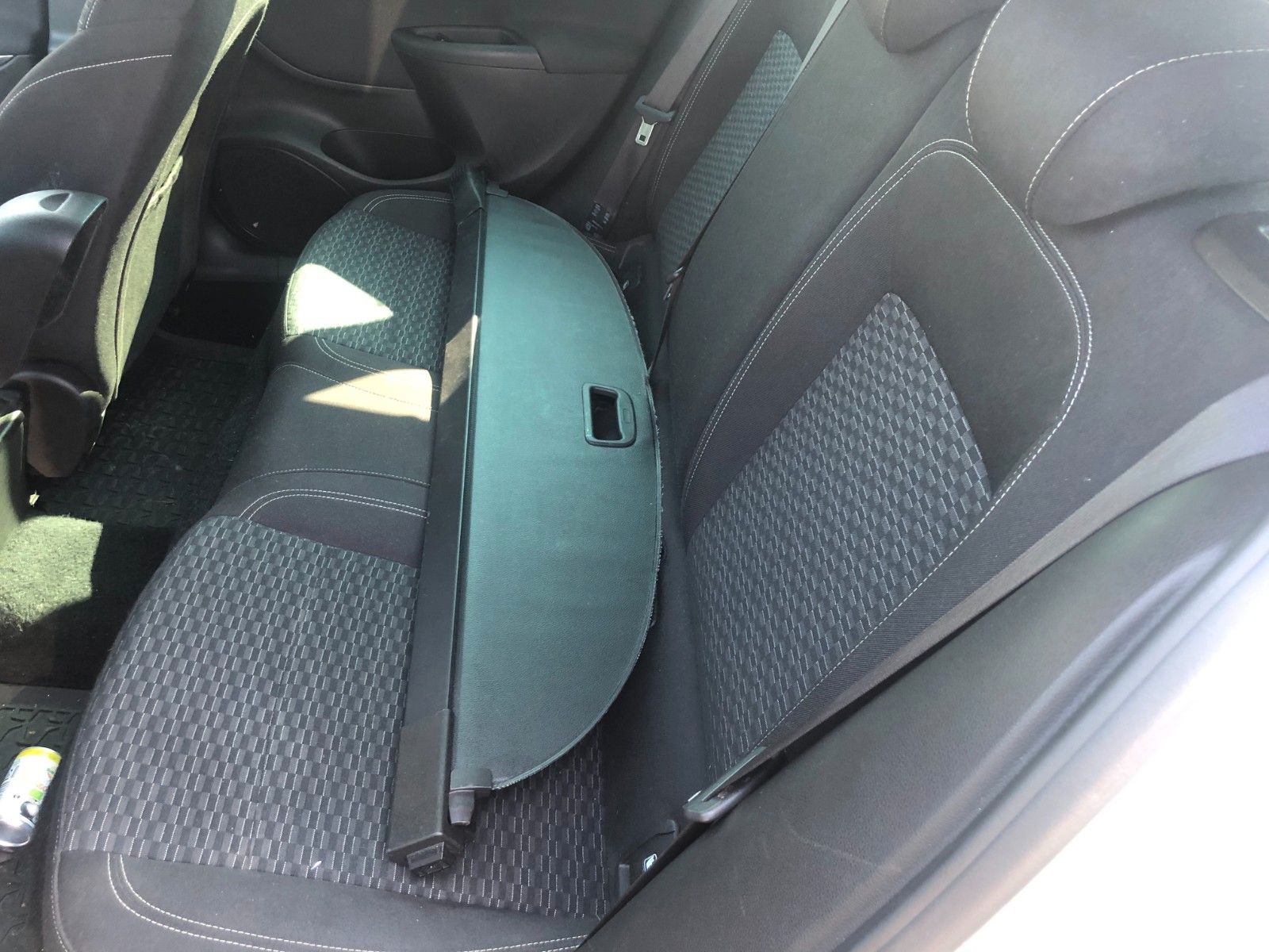 Fahrzeugabbildung Opel Astra K SportsTourer Business Unfall Fahrerseite