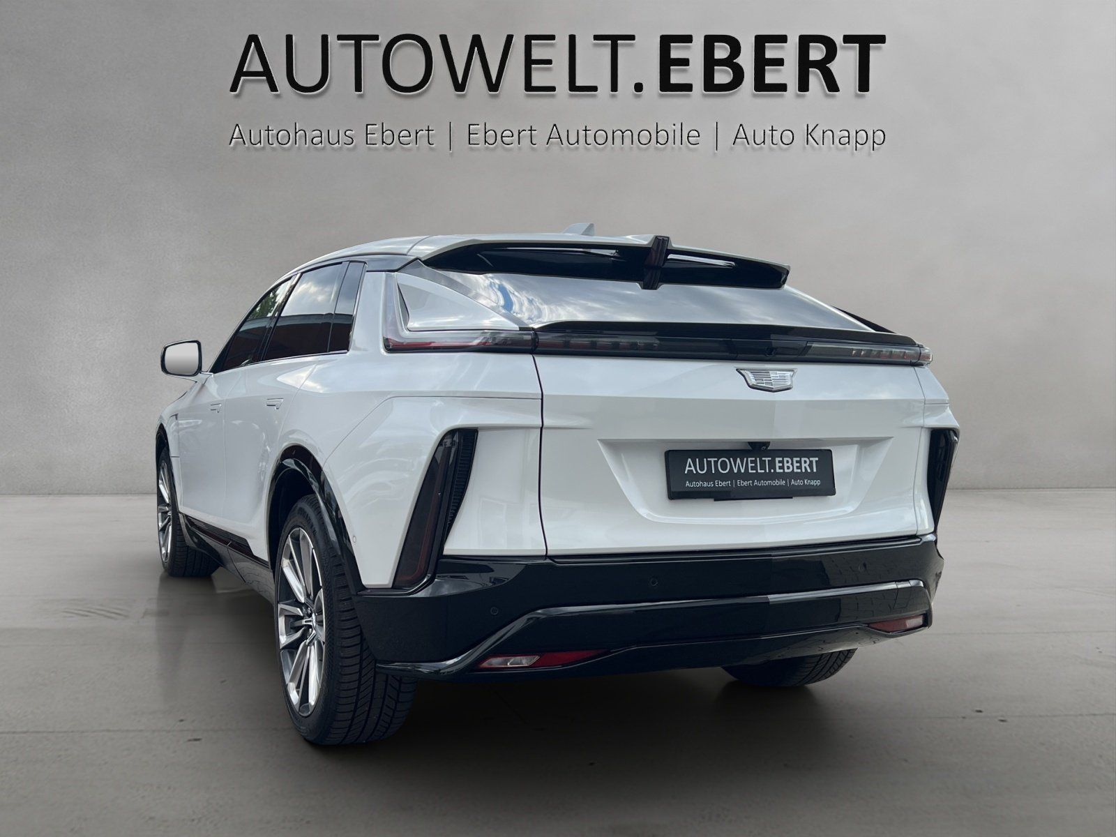 Fahrzeugabbildung Cadillac Lyriq AWD Sport/PANO-DACH/MASSAGE/AKG/ACC/360°KA