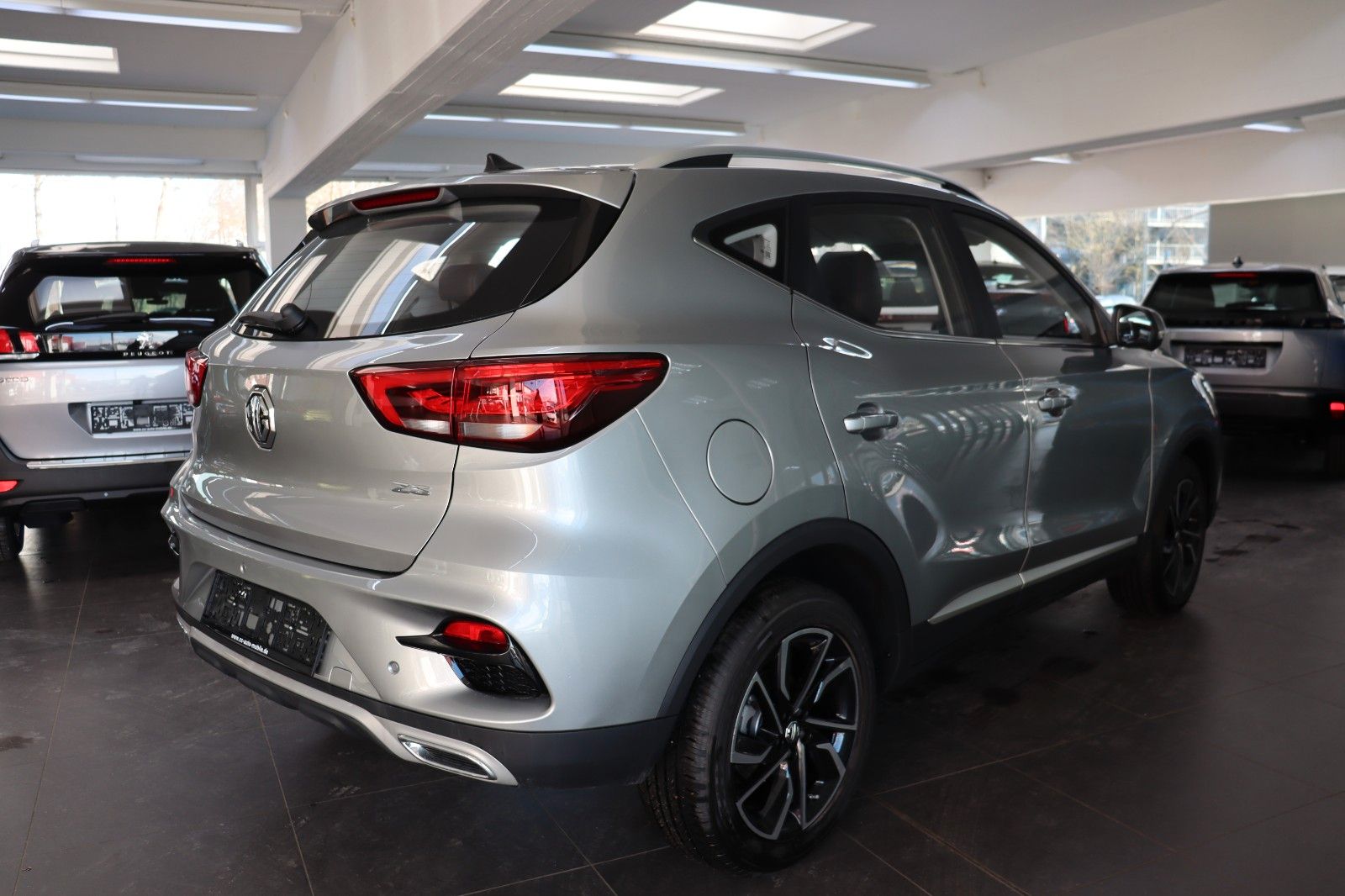 MG ZS