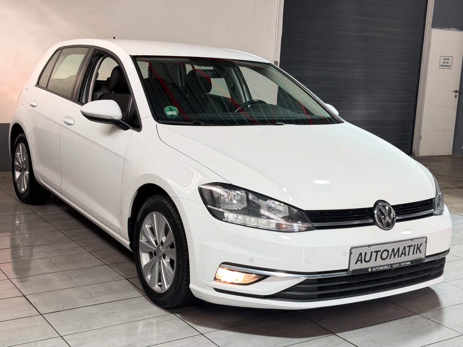 Volkswagen Golf VII Lim. Comfortline  Automatik Navi