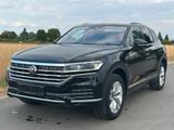 Volkswagen Touareg Elegance 4Motion - Volkswagen Touareg in Nürnberg