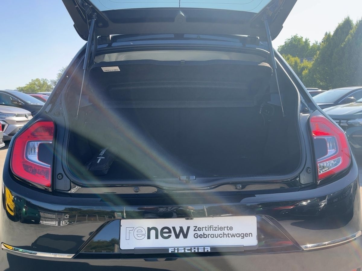 Fahrzeugabbildung Renault Twingo E-TECH 100% el. URBAN NIGHT ABS ESP SERVO
