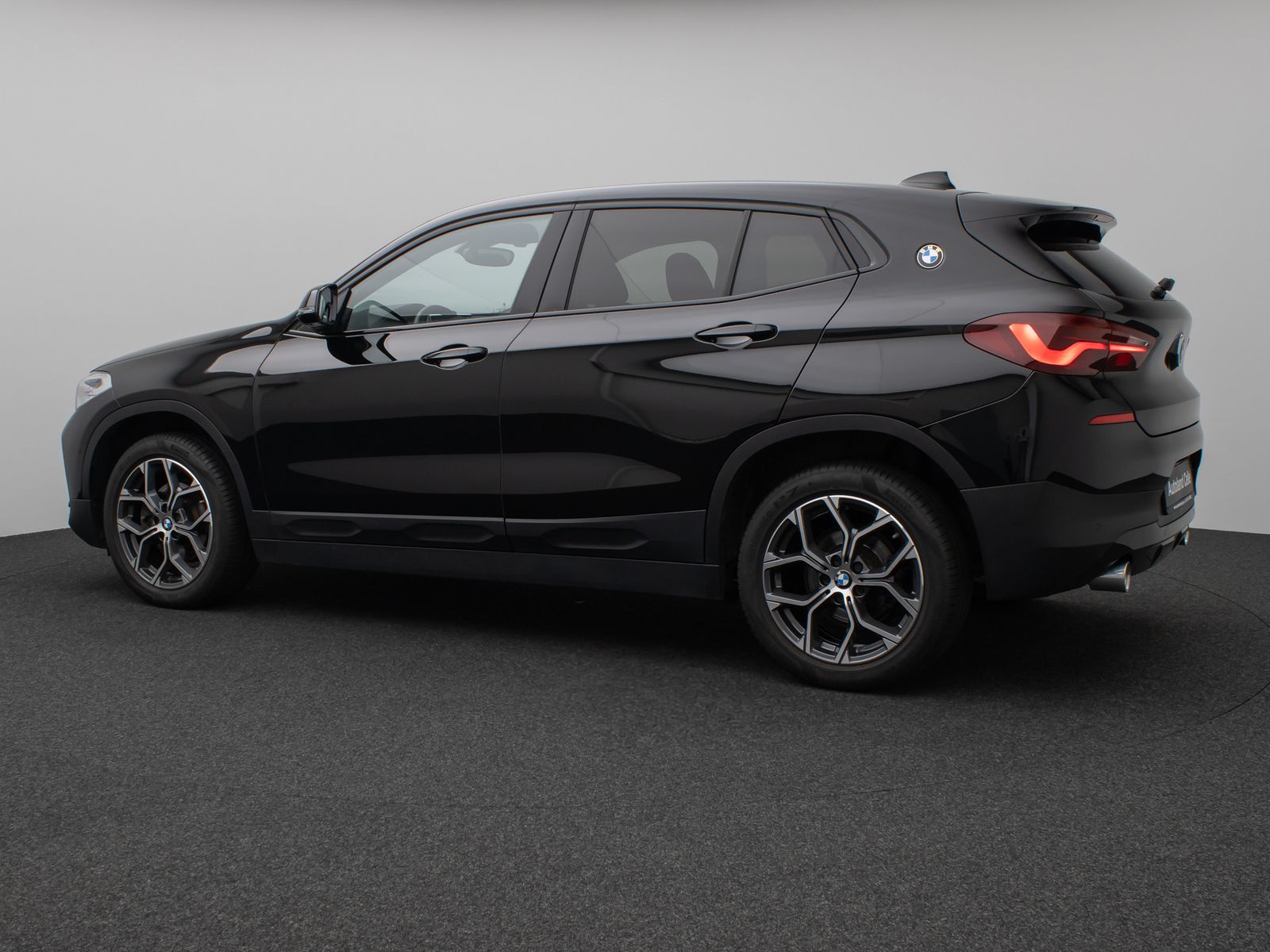 Fahrzeugabbildung BMW X2 sD18d Kamera DAB LED Geschwindigkeitsr Sport