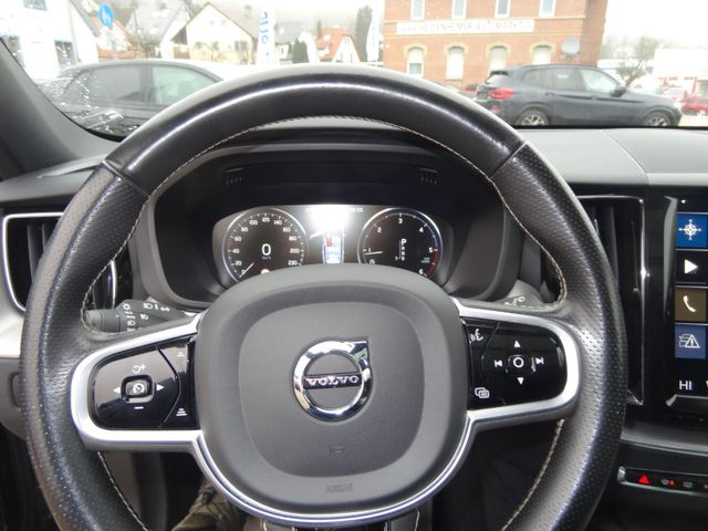 Fahrzeugabbildung Volvo XC 60 R Design AWD/Pano/Kamera/Virtual/1.Hand/
