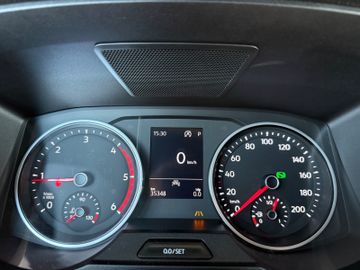 Volkswagen Crafter - 11
