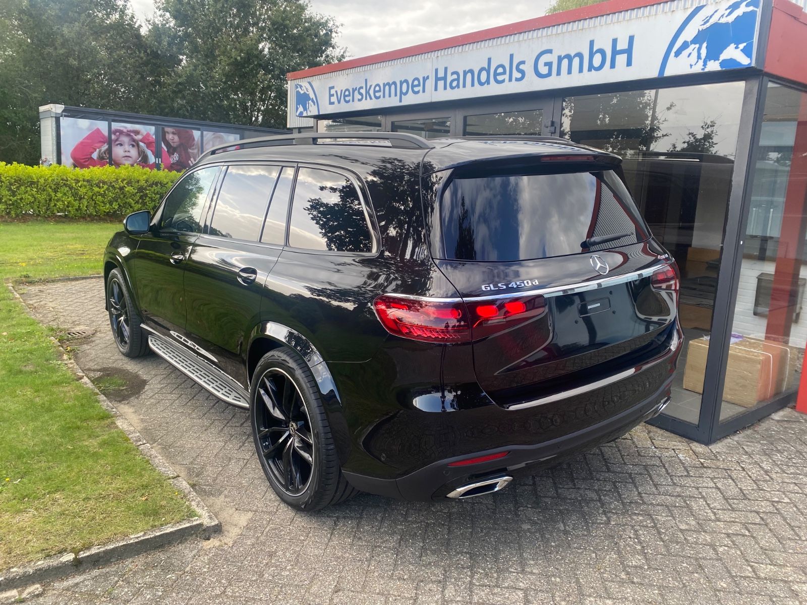 Mercedes-Benz GLS 450 d 4Matic AMG-LINE NIGHT PANO AHK foto 4