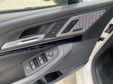 BMW 218 Active Tourer - 12