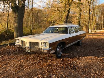 Oldsmobile Custom Cruiser 1971