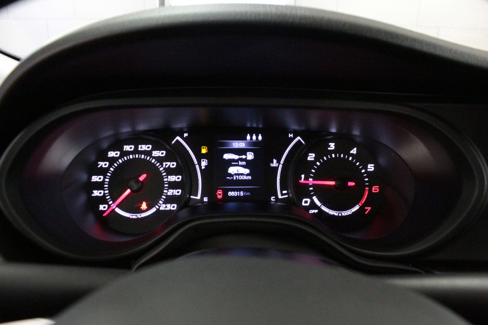 Fahrzeugabbildung Fiat Tipo 1,4 16V Kombi POP *Winterräder*Bluetooth*