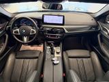 BMW 520dxDriv/Aut/Panorama/AHK/P&DrivAss/M-Sport - BMW 520 mit Diesel-Antrieb