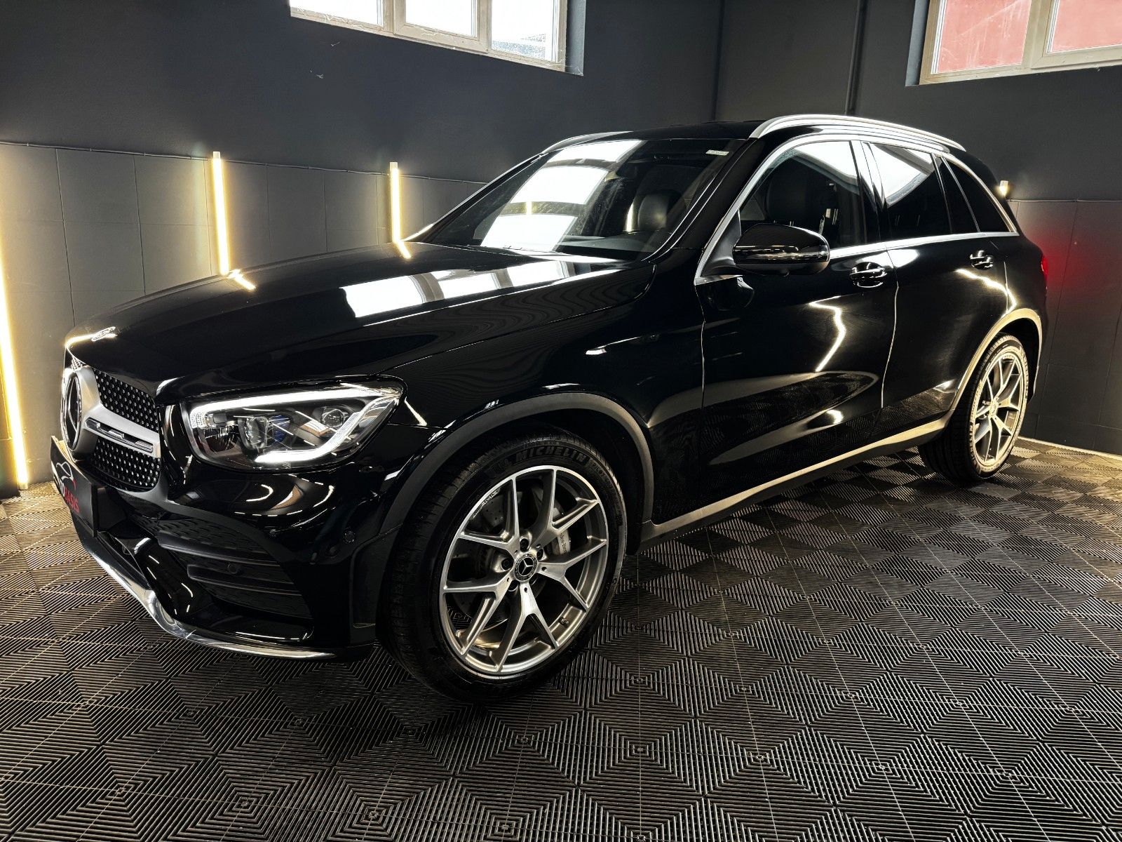 Mercedes-Benz GLC 220d 4Matic 1.Hand/AMG/Burmester/Multibeam imagem 2