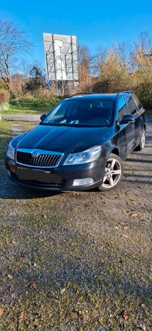 Skoda Octavia 2.0 TDI Family Combi Family 1. Hand 