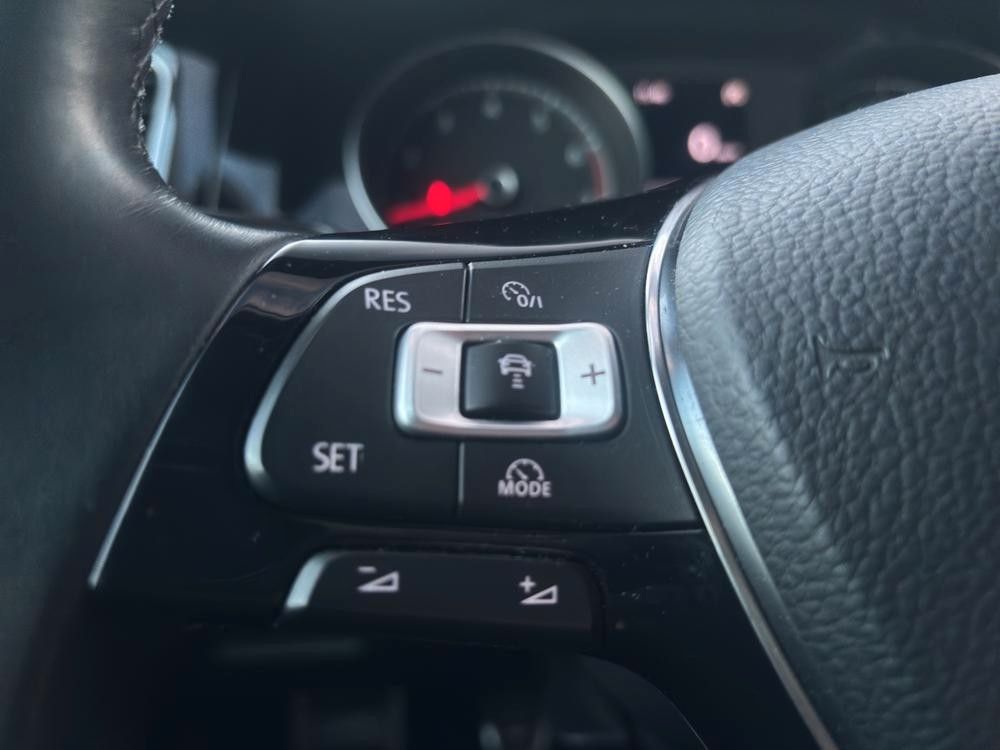 Fahrzeugabbildung Volkswagen Golf VII Variant Sound*ST-Heiz*LR-Heiz*