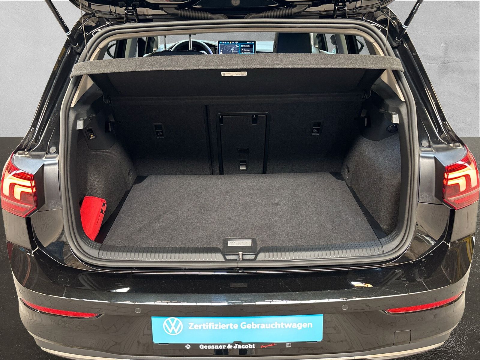 Fahrzeugabbildung Volkswagen Golf 2.0 TDI Goal AHK SHZ AppConnect
