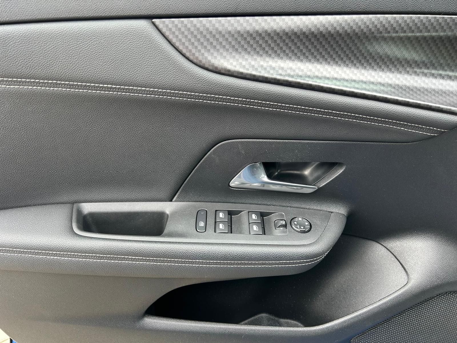 Fahrzeugabbildung Opel Mokka e Ultimate°50 kWh°LED°Kamera°Leder°