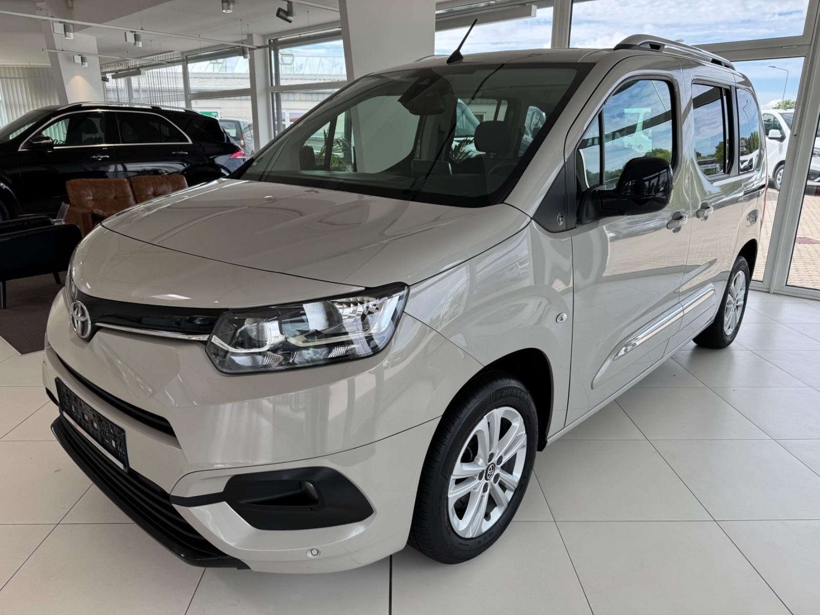 Toyota Proace City Verso L1 Team Deutschland/R-Kamera