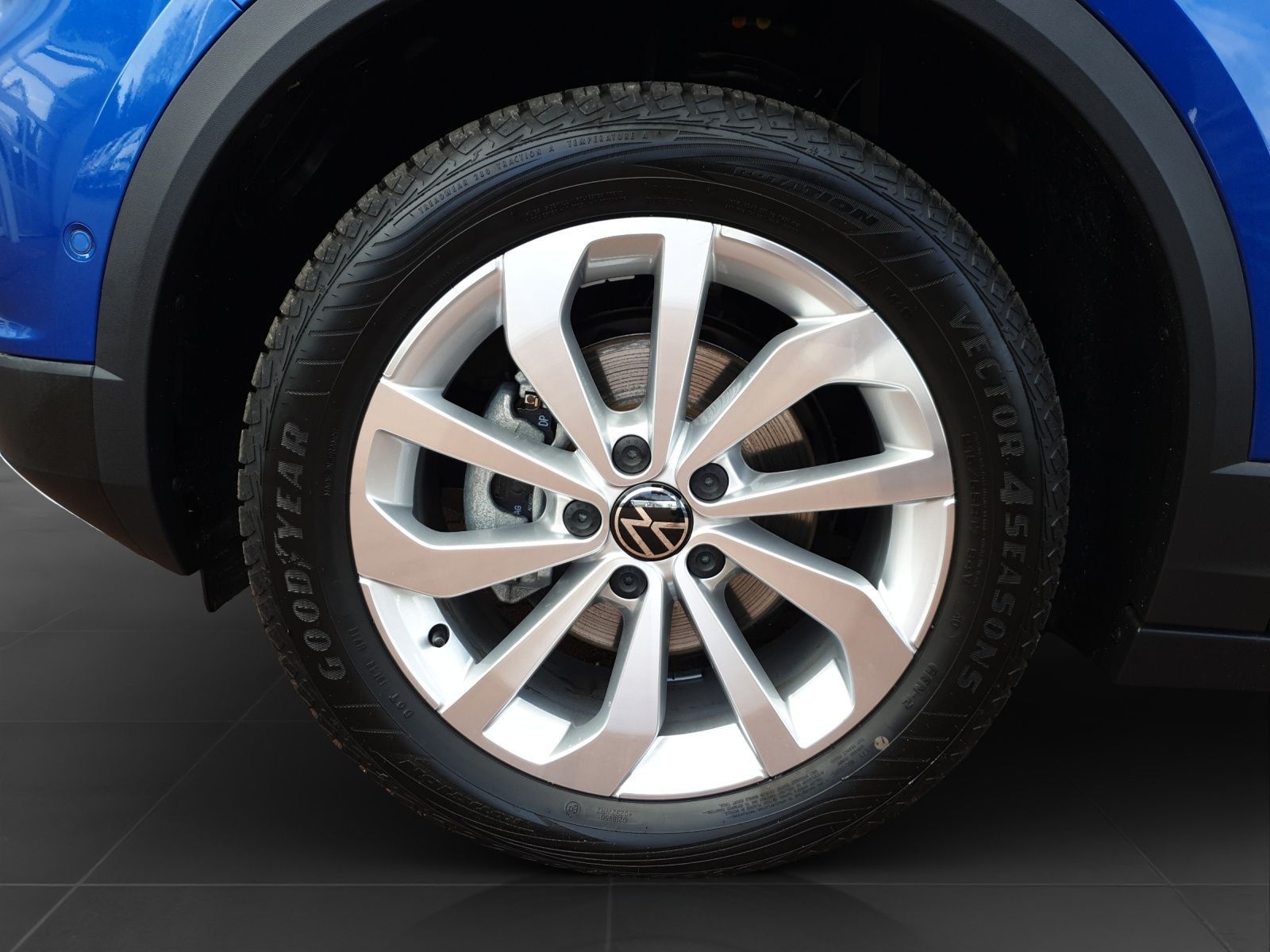 Volkswagen T-Roc - Bild 8