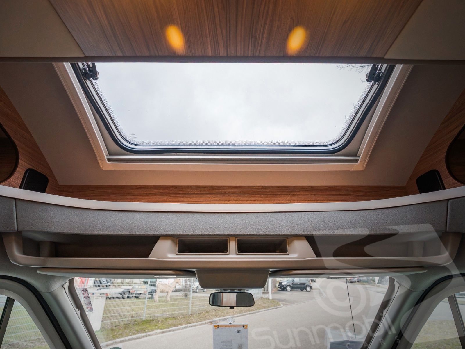 Fahrzeugabbildung Weinsberg CaraSuite FORD 650 MF #SAT #KLIMA #MEDIA #VOLL