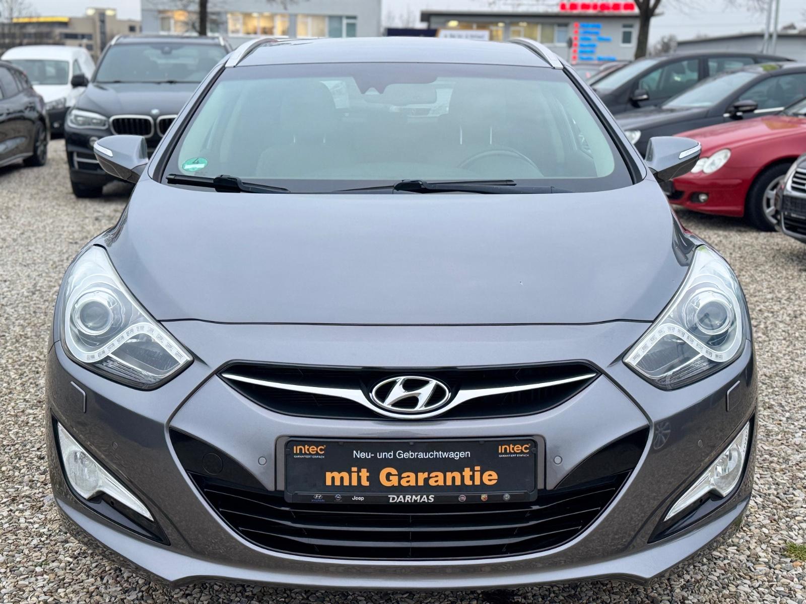 Hyundai i40 cw 1.7 CRDiPremium*Leder*Kamera*Navi*Xenon*