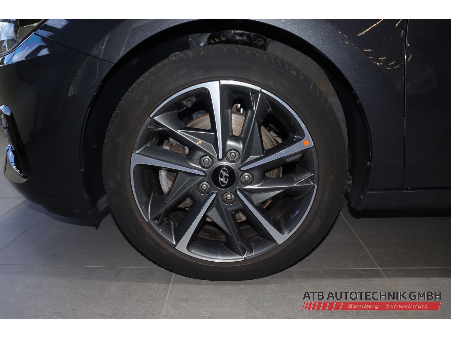 Fahrzeugabbildung Hyundai i30 Trend 1.5 T-GDi 48V AHK-abnehmbar Apple CarP
