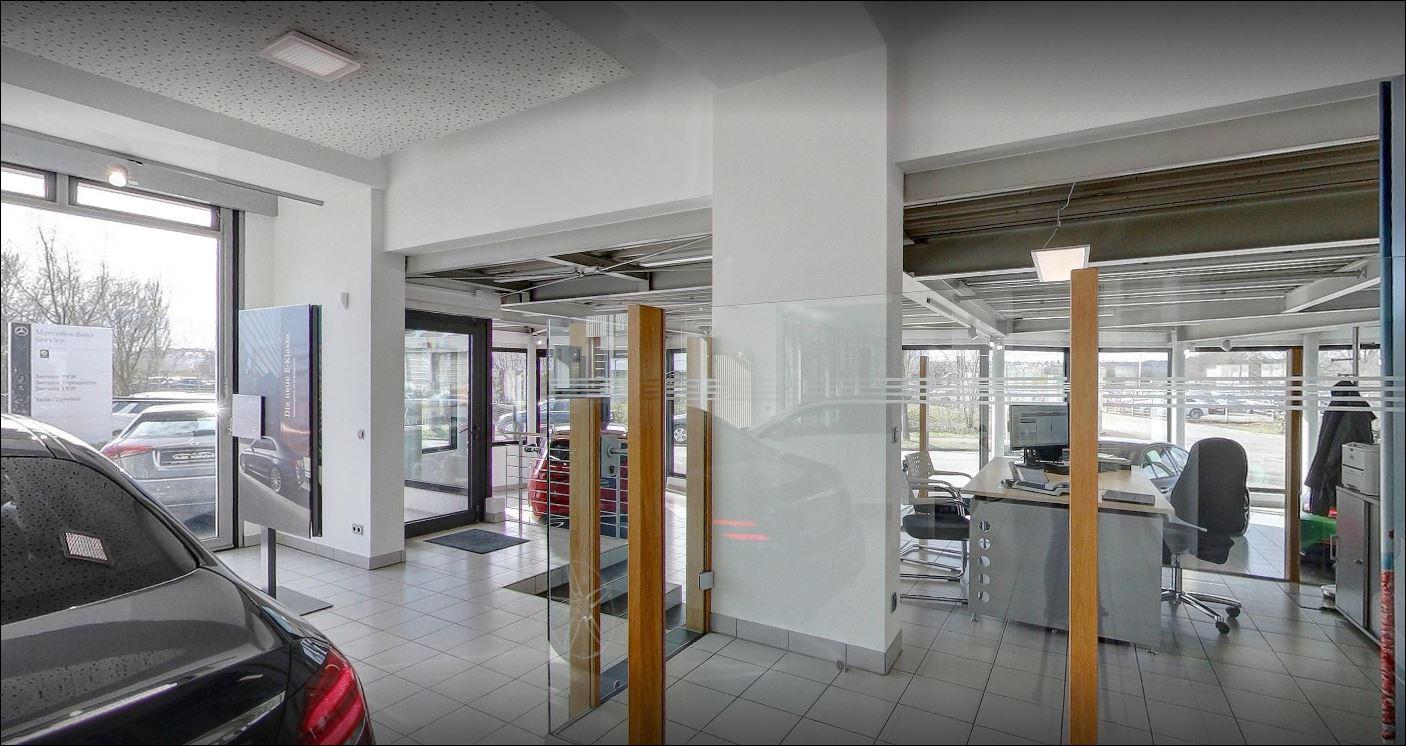 showroom-image-bottom