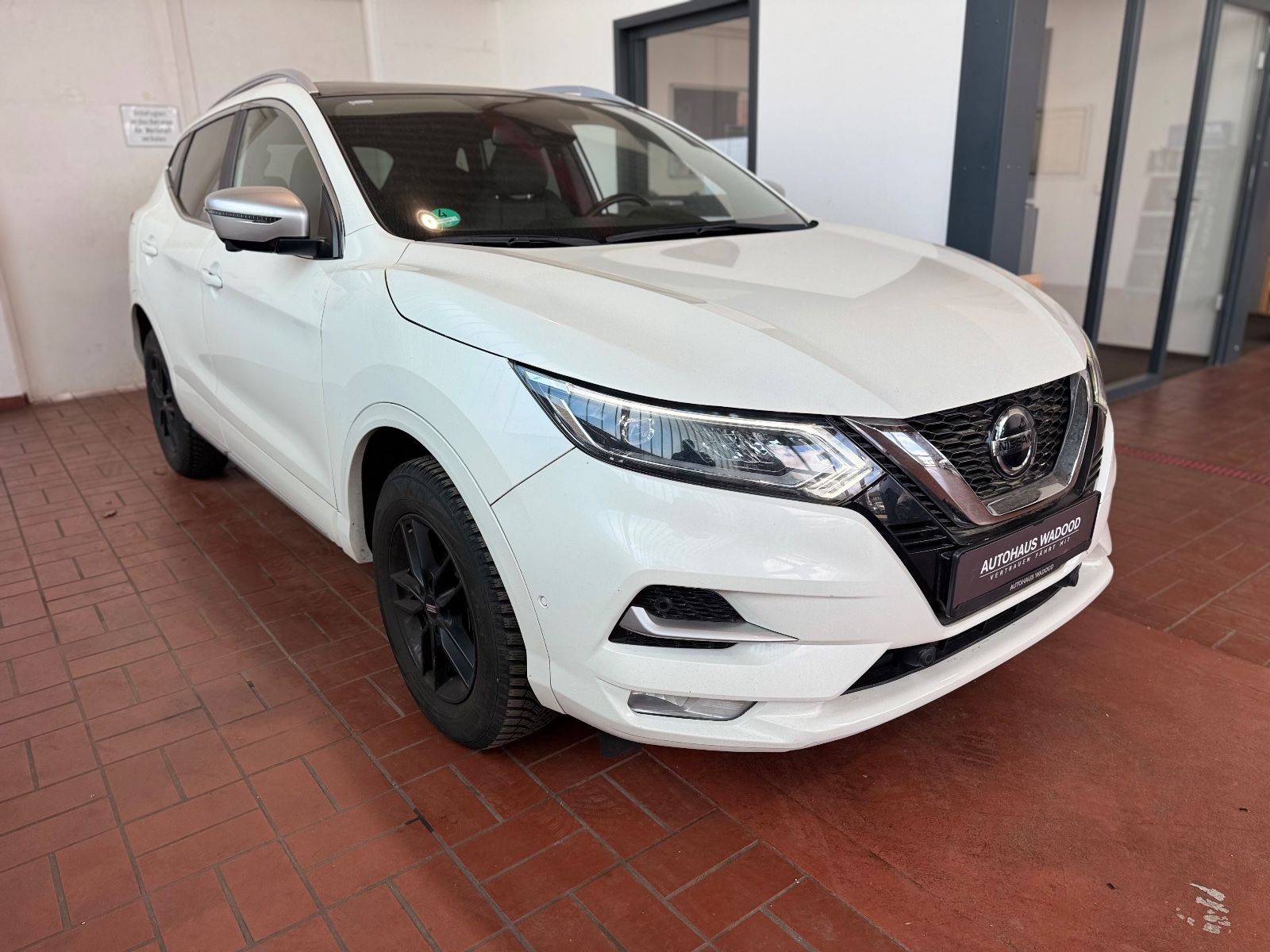 Nissan Qashqai 1.3 Tekna+/Autom/Pano/Leder/360°Kam/BOSE
