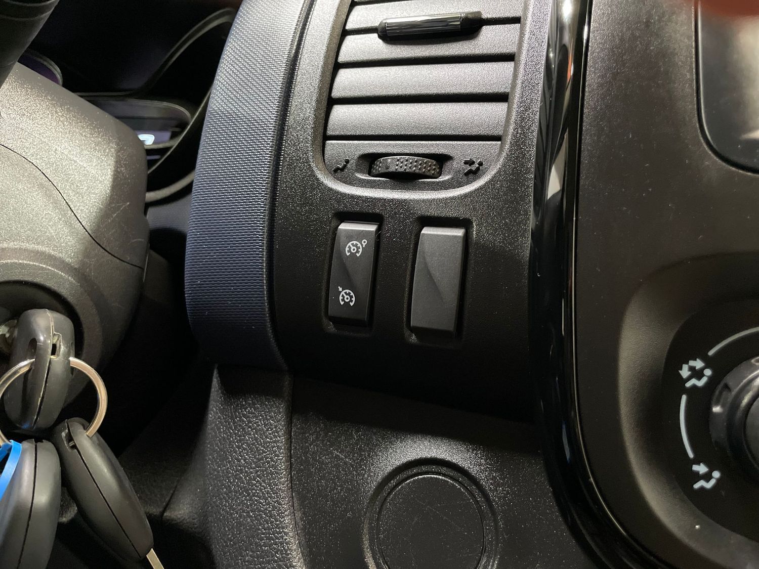 Fahrzeugabbildung Opel Vivaro Kasten L1H1 2,9t #Sortimo#Navi#Klima#