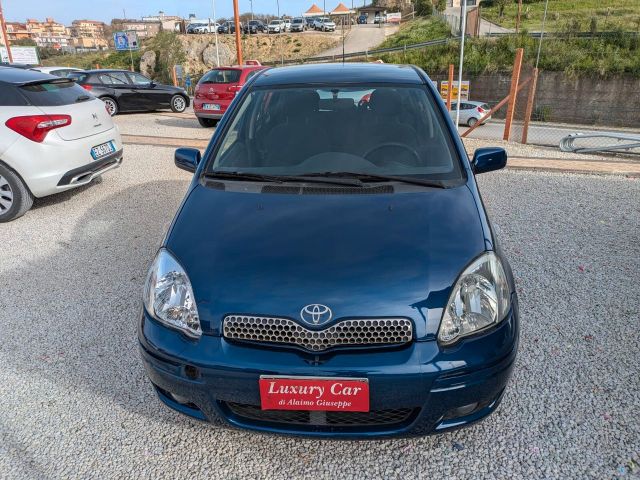 Toyota Yaris 1.3i 16V cat 5 porte Sol