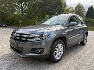 Volkswagen Tiguan - 4