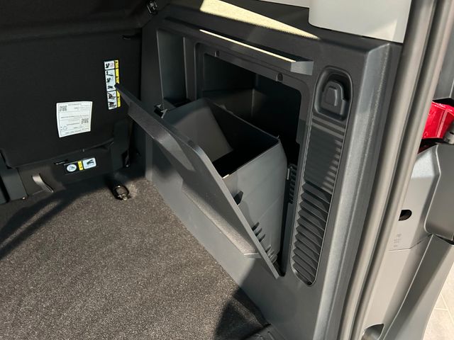 Ford Tourneo Courier Titanium Winterpaket 5JGarantie!