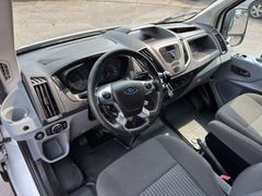 Fahrzeugabbildung Ford Transit Pritsche 350 L5 Doppelkabine,Zwillingsbe