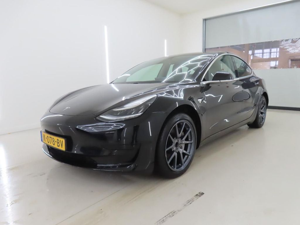 Image of Tesla Model 3