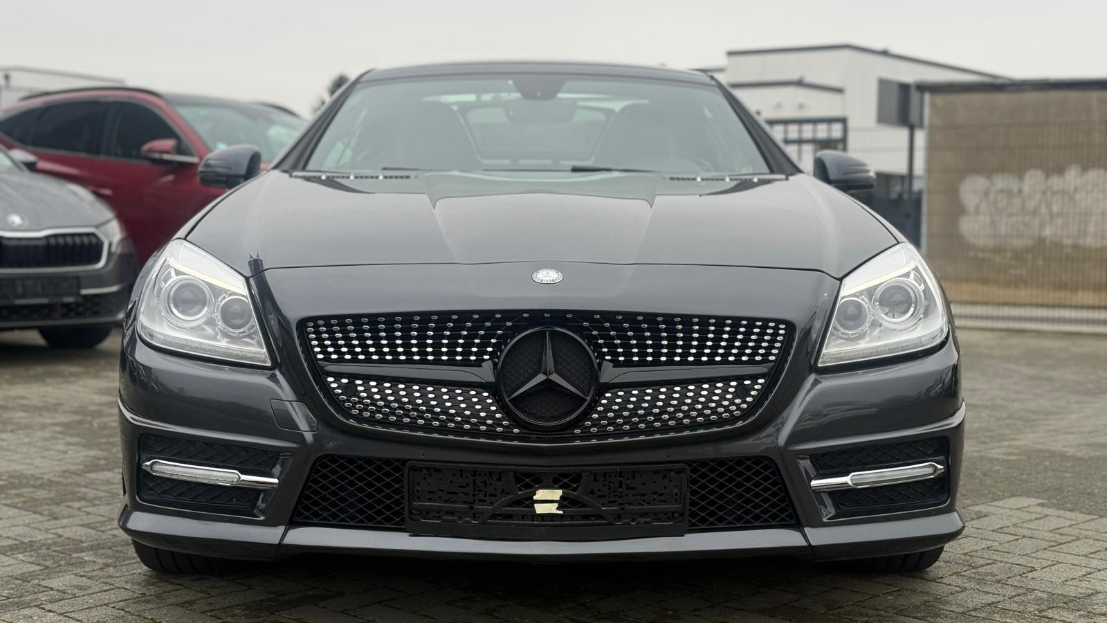 Mercedes-Benz Roadster SLK 350 BlueEfficiency,LEDER,KLIMA,PDC
