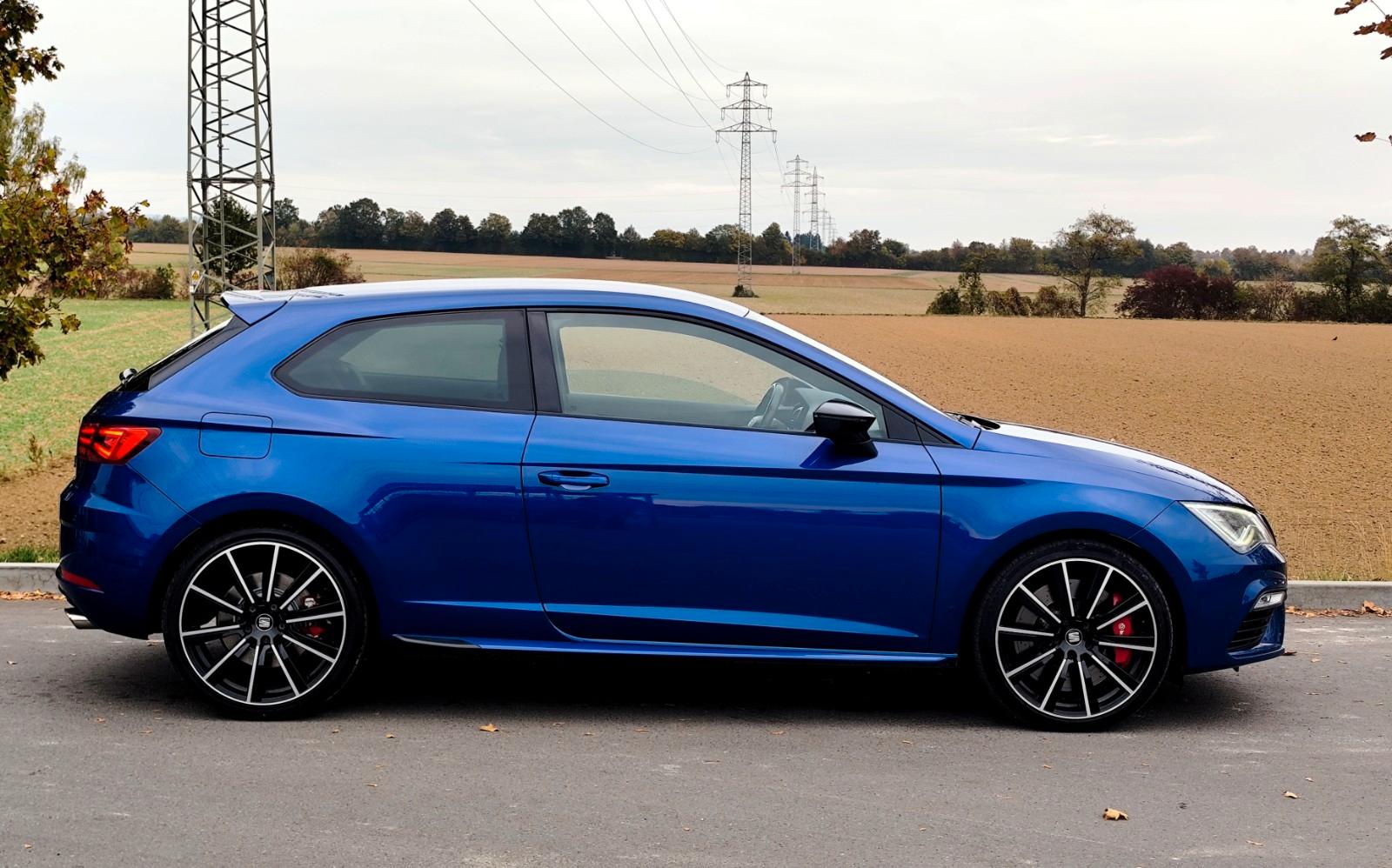 Seat Leon SC Cupra 2.0 300ch - 2 ème main - Alcantara - Brembo - Carnet entretien - Camera - CT récent - Non fumeur