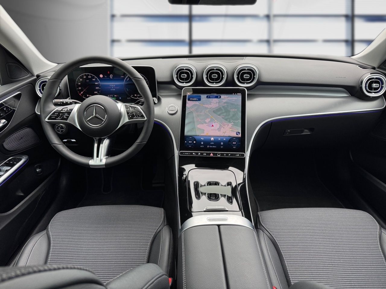 Fahrzeugabbildung Mercedes-Benz C 300 de T AVANTGARDE+AHK+MEMORY+LHZG+AMBIENTE+