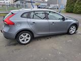 Volvo V40 T2 Geartronic LINJE YOU! LINJE YOU! - Volvo V40 von privat