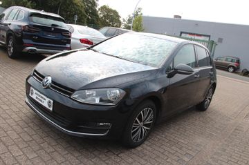 Volkswagen Golf - 2