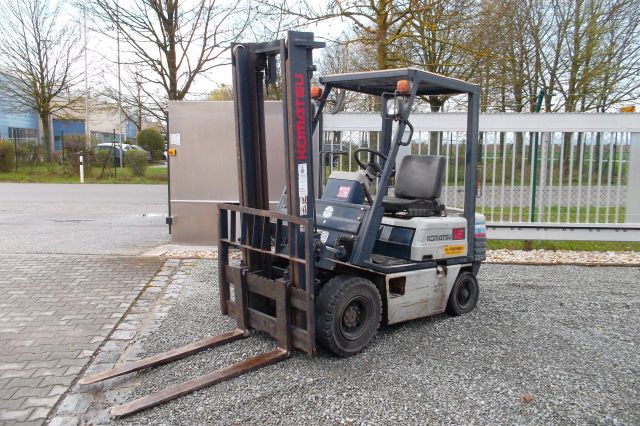 Komatsu FD15H-15 / erst 2210 Betriebsstunden