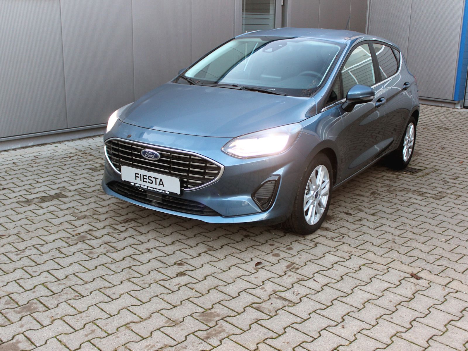 Fahrzeugabbildung Ford Fiesta Titanium