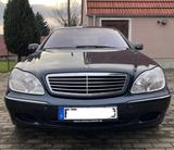 Mercedes-Benz 320 - blaue Mercedes-Benz 320