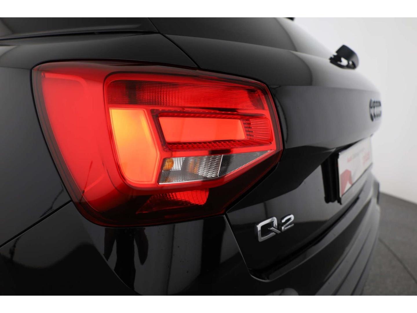 Audi Q2 40 TFSI quattro S line AHK/SH/RFK/LED/NAV, миниатюра 23