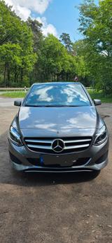 Mercedes-Benz B 220 4MATIC DCT - Allrad voll ausgestattet AHK