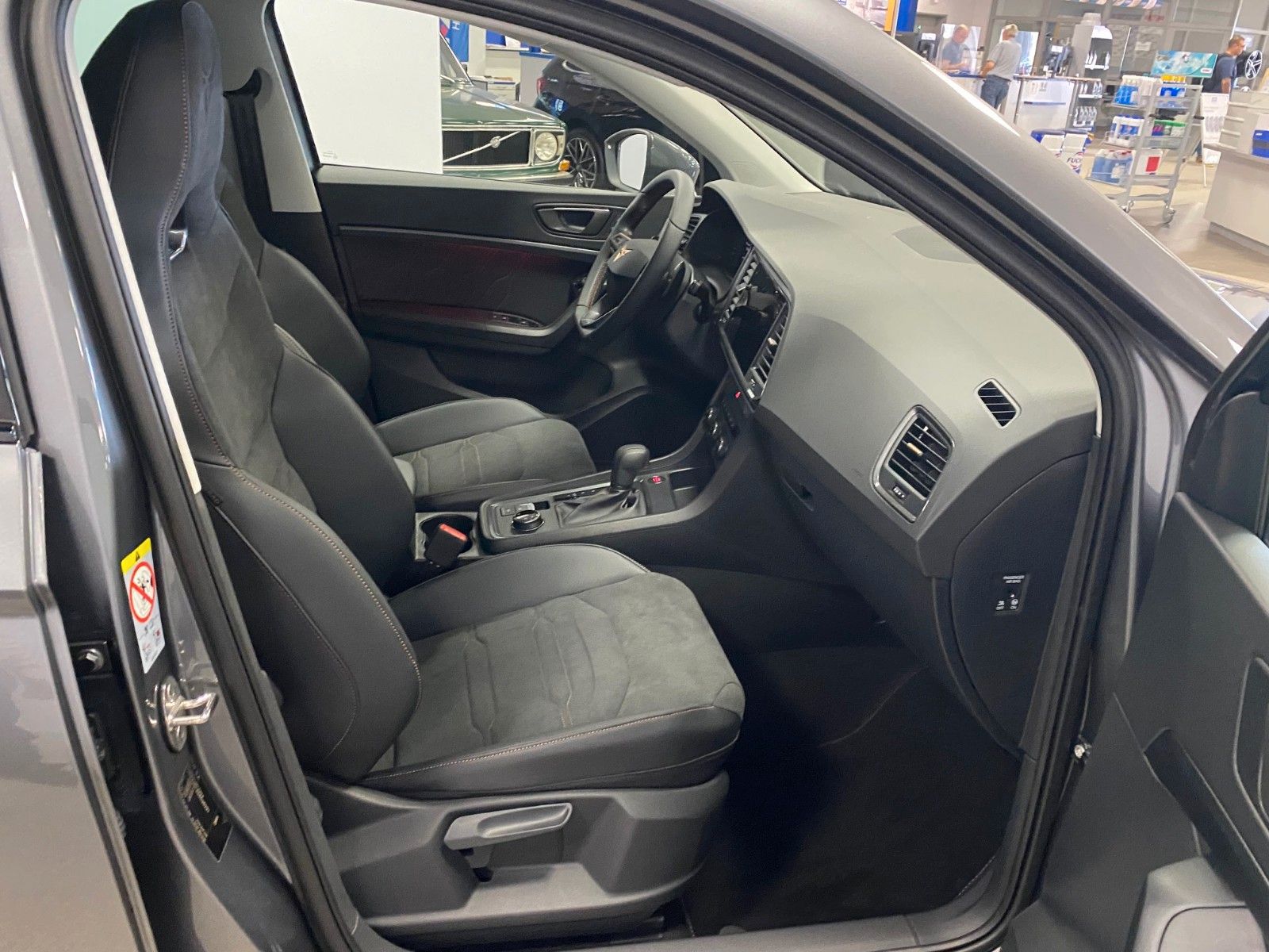 Fahrzeugabbildung CUPRA Ateca 2.0 TSI 4x4 DSG+5 J. GARANTIE+ACC+AHK+APP+