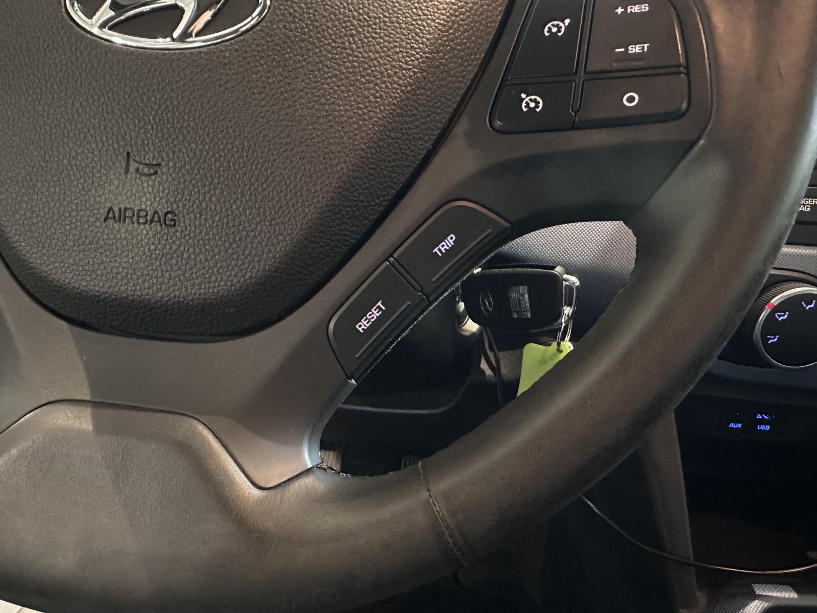 Hyundai i10 FIFA World Cup Edition *SHZ, LENKRADHZ.*