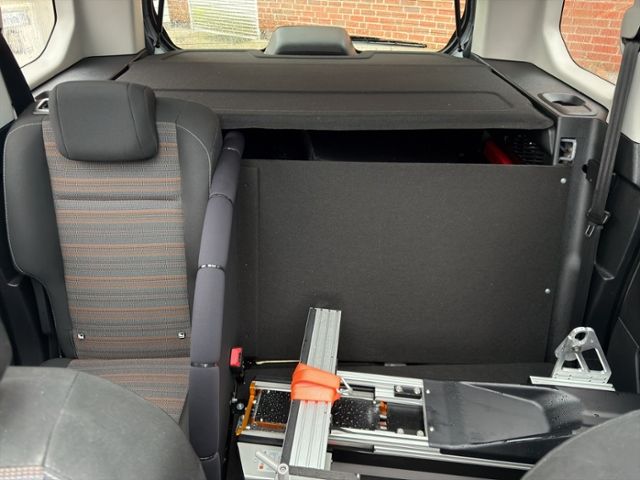 Fahrzeugabbildung Opel Combo Life Rausch Einzug.+ elektr. Schiebetür