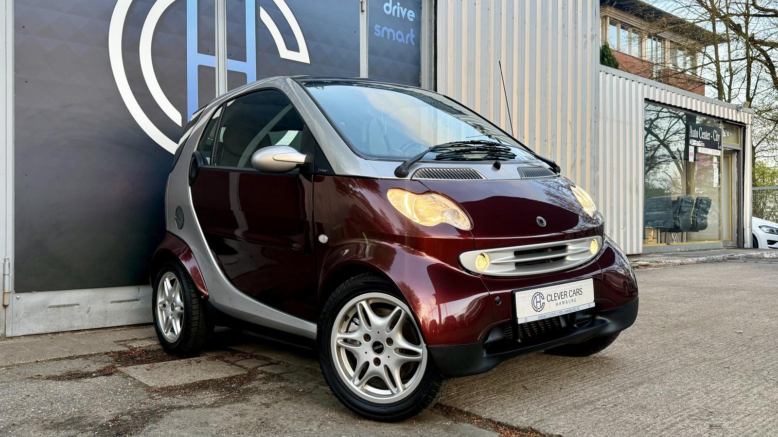 Smart ForTwo COUPE*SONDERMODELL*GRANDSTYLE*PANO*KLIMA